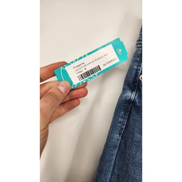 Prosperity Women's Size 8 Blue Denim Laura Embroidered Bootcut Jeans NWT - Picture 6 of 12